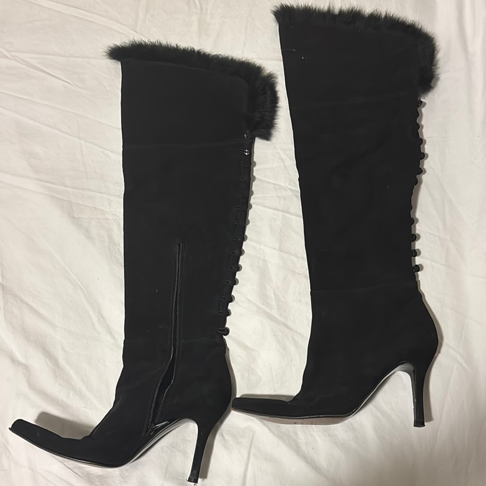 Stuart Weizman pointy mink fur trim boot